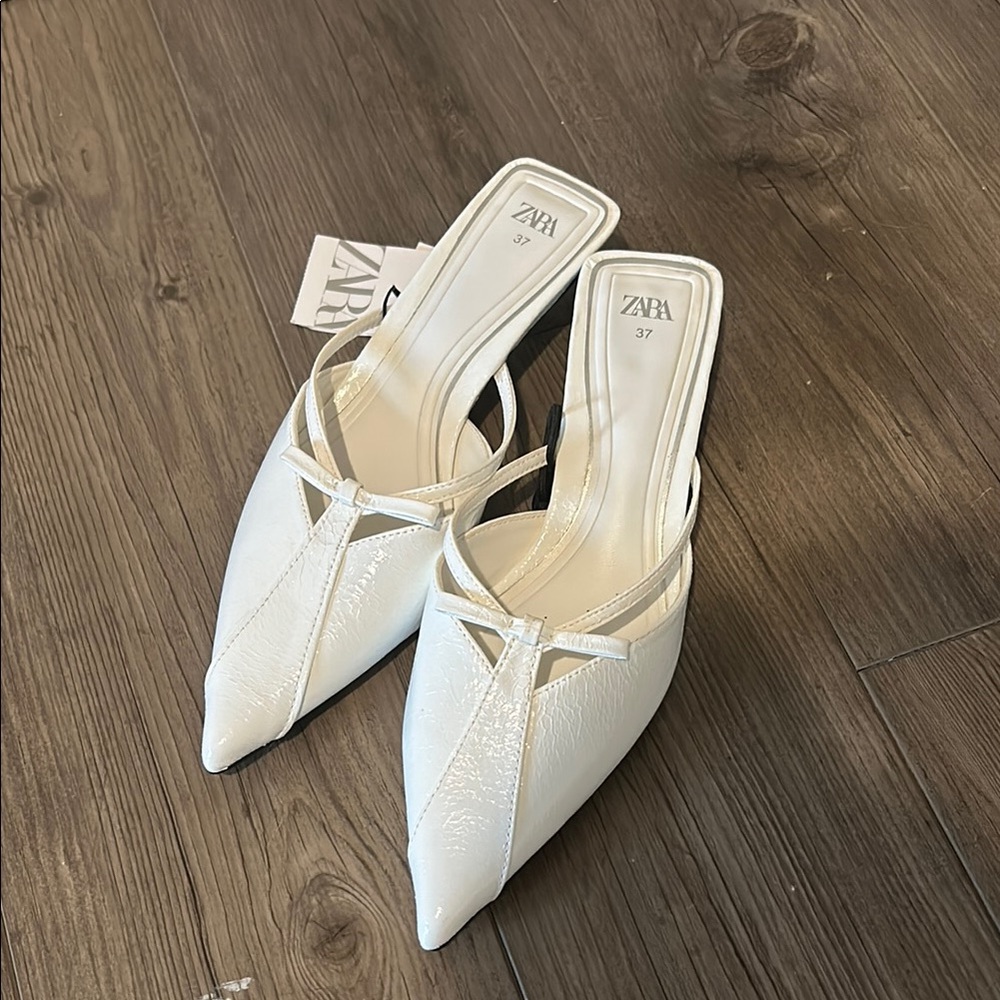 Brand new with tag Zara White Heels with Kitten Heel